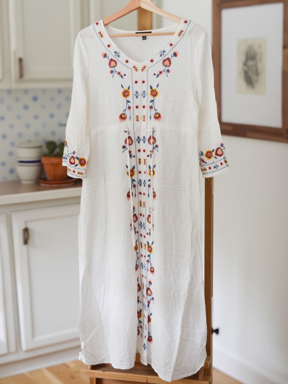 Aly Daly White Boho Embroidered V-Neck Midi Peasant Dress